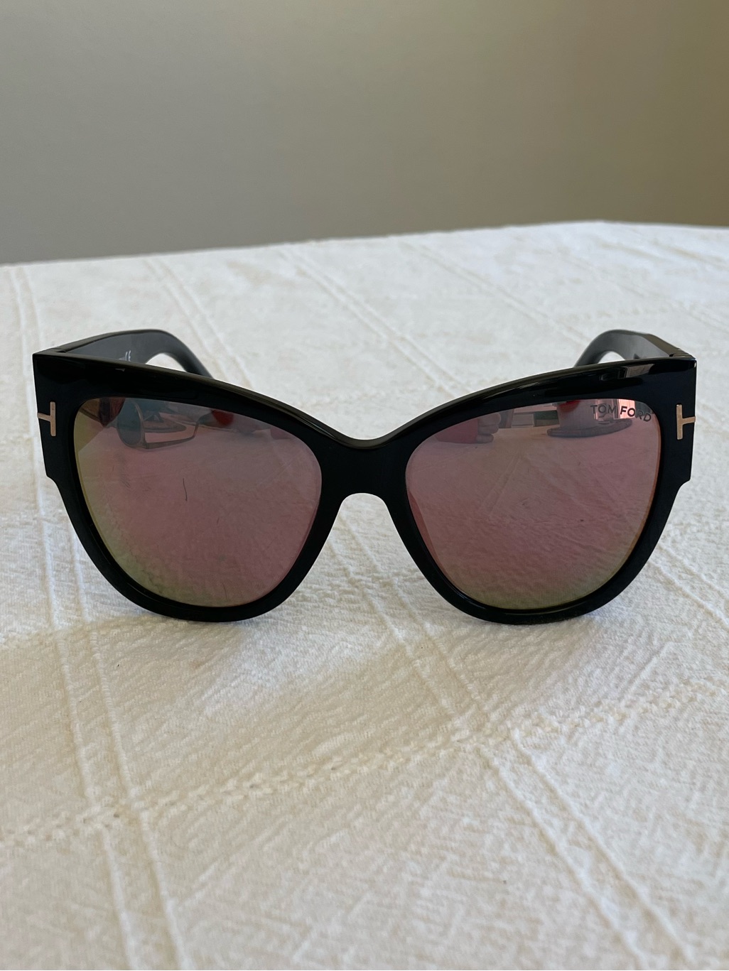 Tom Ford Black Cat-Eye Sunglasses With Pink Mirrored Lenses